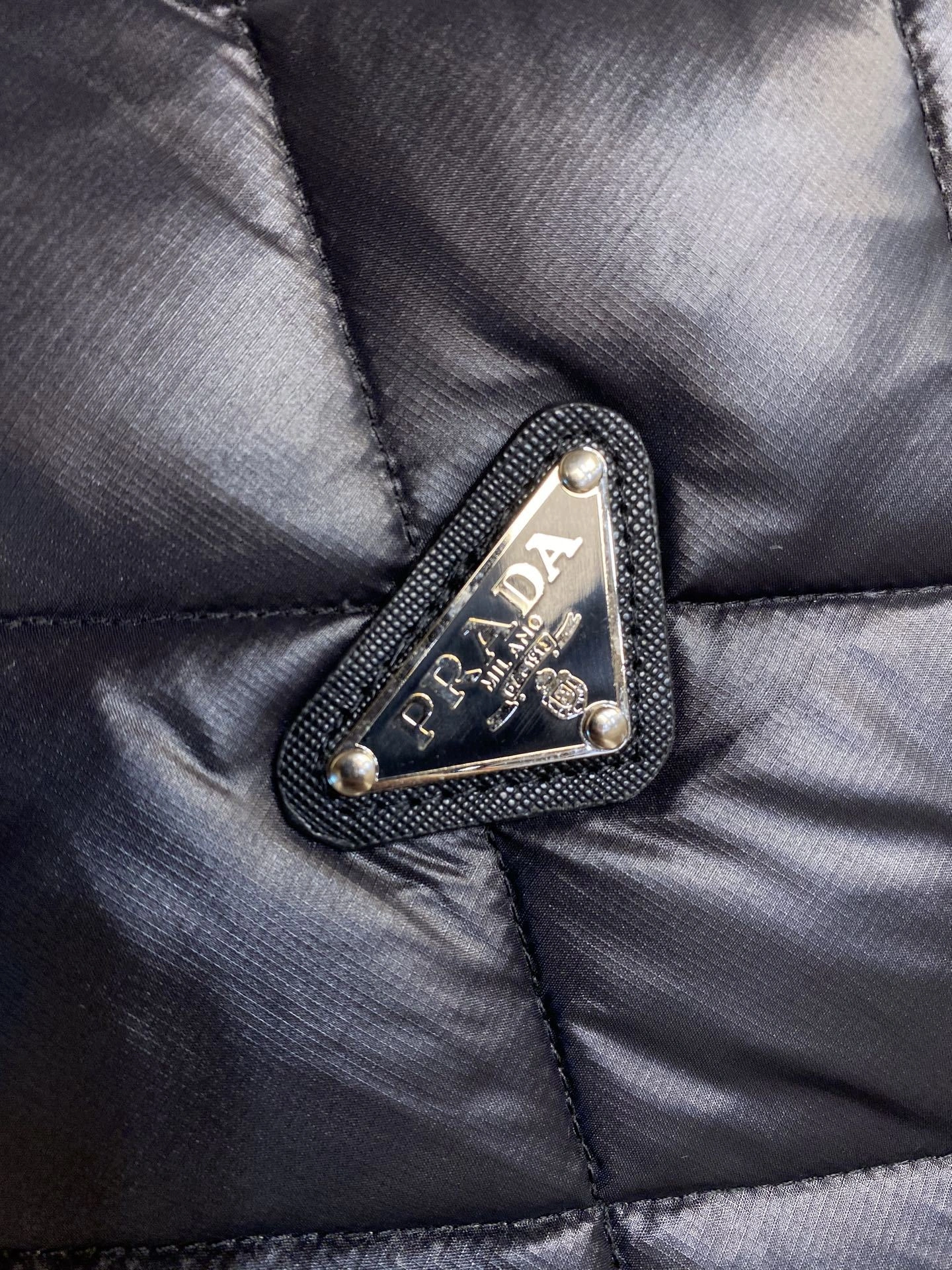 wg.luxury-- Pr141 Down jacket item: E-F443J1623H